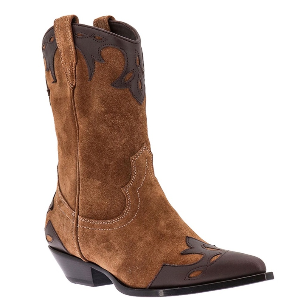 Suede Camperos Boots